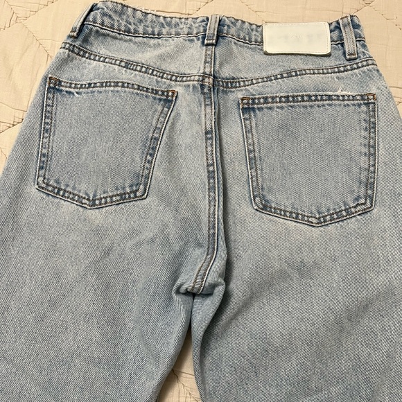 Zara Light Blue Straight Jeans - Picture 4 of 5